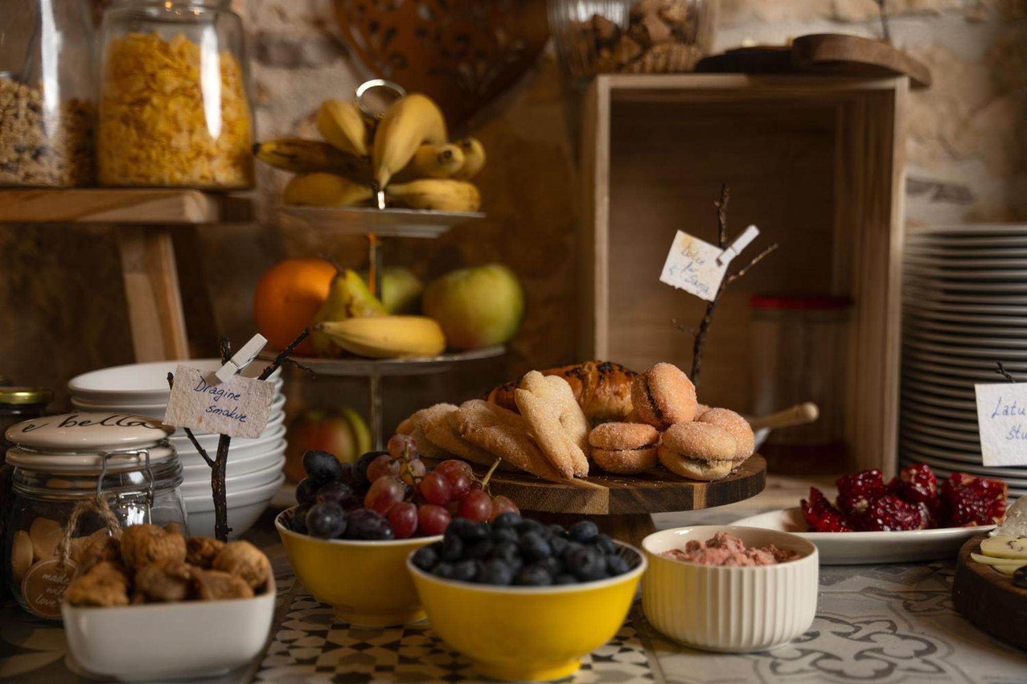 Della Croce Bed&Breakfast Svetvinčenat Eksteriør billede